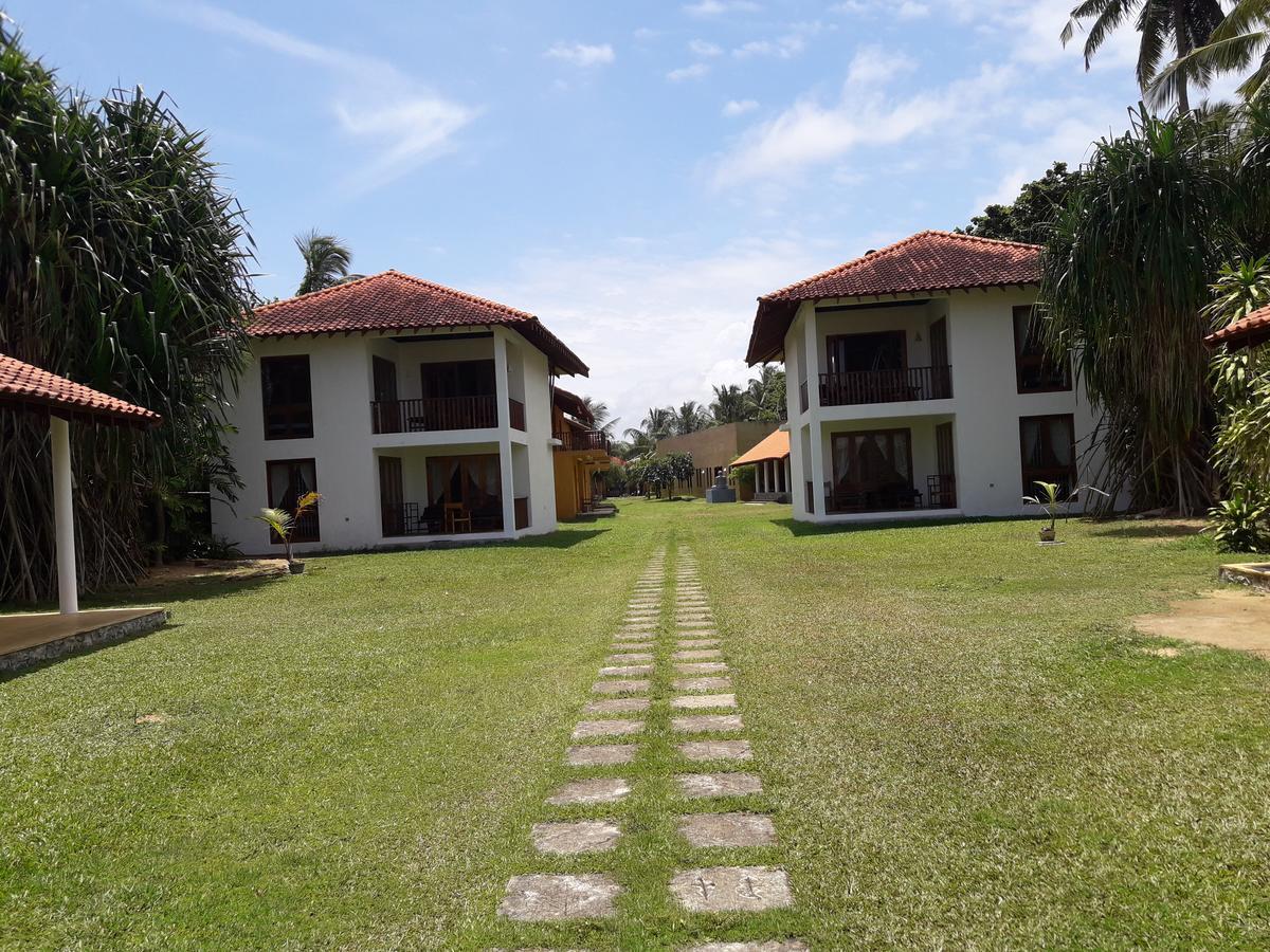 Muthumuni Ayurveda Beach Resort Beruwala Exterior photo